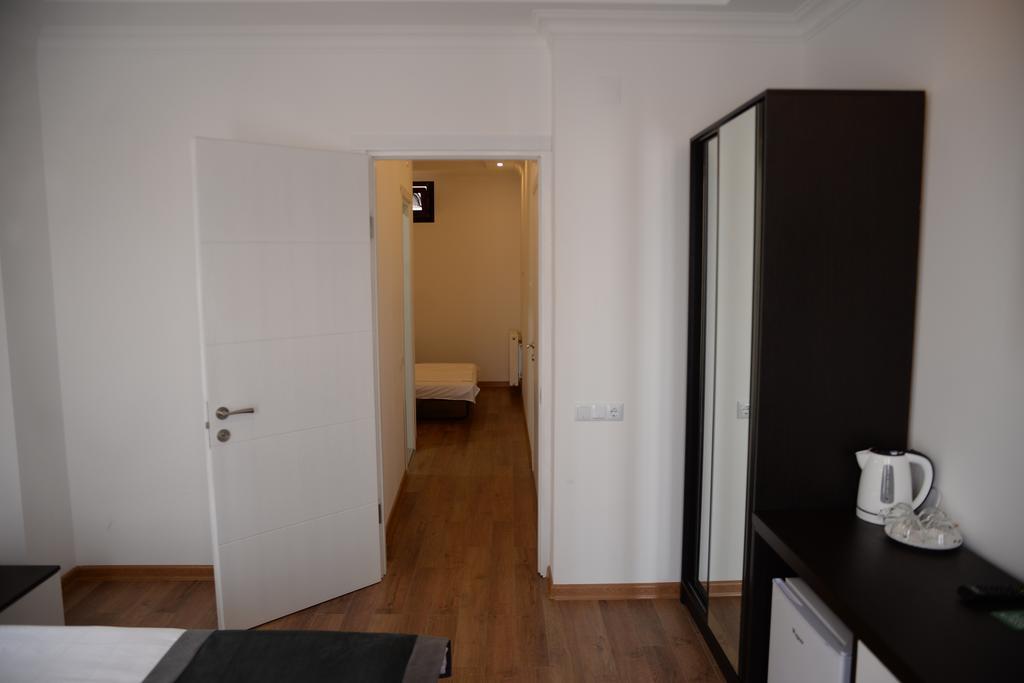 Guest House Gantiadi Batumi Exteriér fotografie