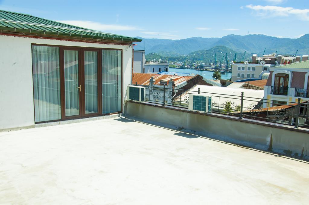 Guest House Gantiadi Batumi Exteriér fotografie